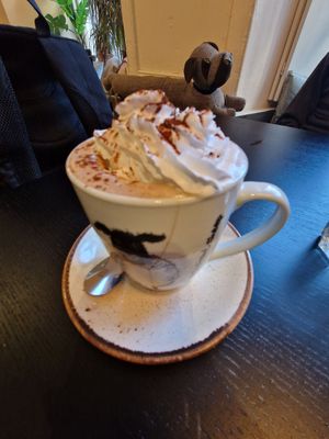 Hot chocolate at Holy Cow in Edinburgh