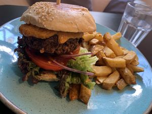 Quarter pounder with chips   at Holy Cow in Edinburgh