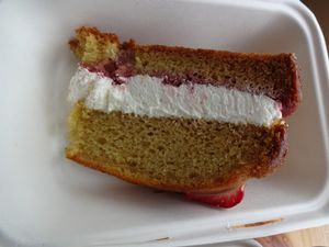 strawberry cake at Holy Cow in Edinburgh