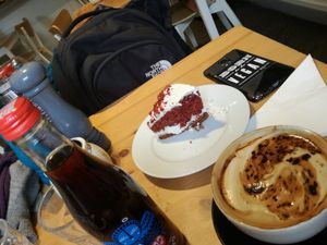 Kokos cappuccino und traum Kuchen. at Holy Cow in Edinburgh