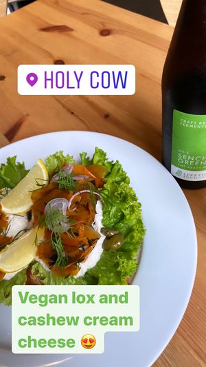 The dish went very well with the zesty kombucha 😍 at Holy Cow in Edinburgh
