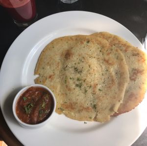 breakfast dosas, carrot/beetroot juice at The Village Shop in Mumbai