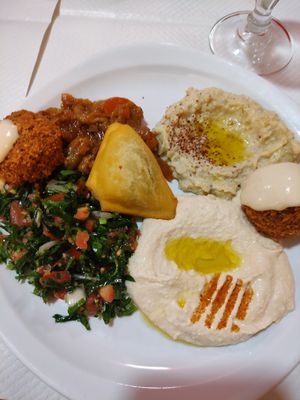 Les Assiettes Assorties - vegetalién at Layali 24 in Le Mans