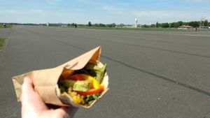 Wrap with Tempelhofer Feld in the background  at Board'Eau in Berlin