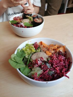 raw salad at Love Me Cru in Paris