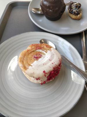 NY style croissant with pistaccio filling at La Vegana in Sevilla