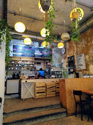 Counter at So Nat - Bourdaloue in Paris