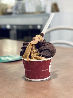 Salted caramel (amazing) and dark chocolate   at Creme de la Creme in Prague