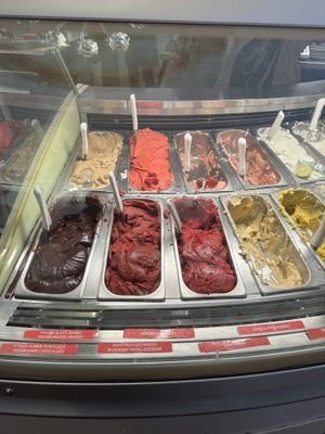 The ones with red labels are all vegan   at Creme de la Creme in Prague