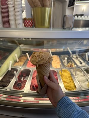 Small vegan salted caramel  at Creme de la Creme in Prague