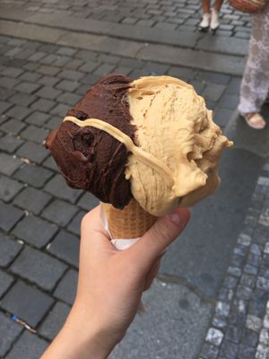 Vegan chocolate and salted peanut at Creme de la Creme in Prague