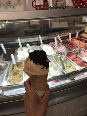 Vegan Salted Peanut and Chocolate at Creme de la Creme in Prague