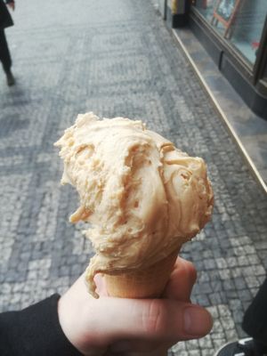 Vegan salted peanut gelato at Creme de la Creme in Prague
