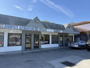   at Joseph's Organic Bakery in Miami