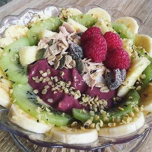 Açai bow with vegan granola at Itacate in Barcelona