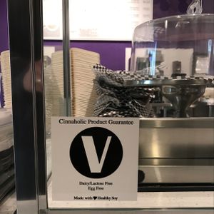 product guarantee at Cinnaholic in Brea