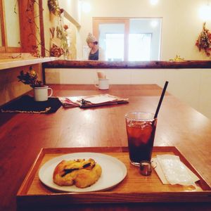 Coffee and vegan pumpkin cream bread at Apelila in Kyoto