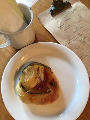 Pumpkin tomato cheese bread at Apelila in Kyoto