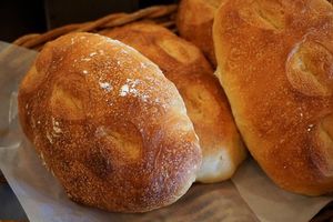 bread at Apelila in Kyoto
