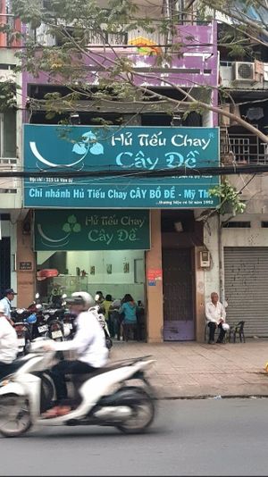 store front at Hu Tieu Chay Cay De - Tan Binh in Ho Chi Minh City