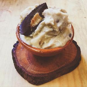 Peanut butter cup & ice cream at Medicine Foods in San Marcos La Laguna