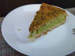 Torta al pistacchio at Un'Altra Idea in Bologna