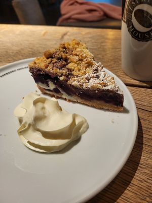 Blueberry pie and vegan whip cream at Espresso House - Vesterbrogade in Copenhagen