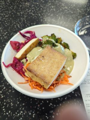 Buddha Bowl at DEN - Modern Market - TC in Denver