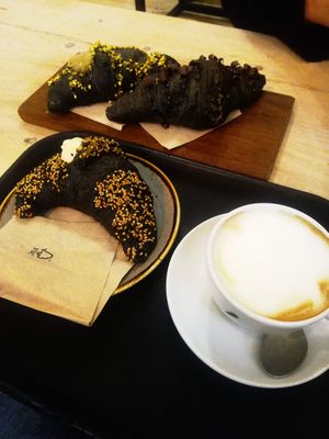 Breakfast at Pappare' in Bologna