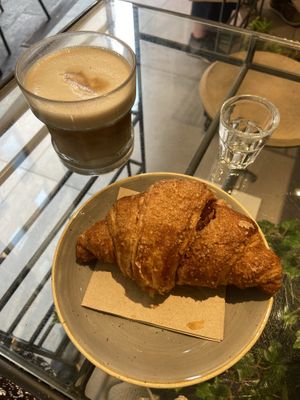 After an extra espresso shot my iced soy latte came to 6 euros… and a apricot jam filled croissant for 1,70  at Pappare' in Bologna