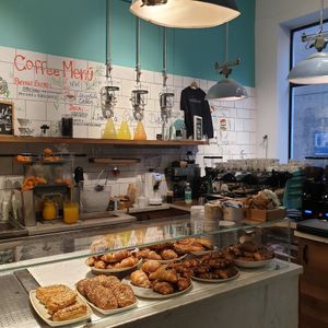 Counter at Pappare' in Bologna