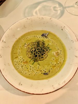 Perfect pea soup and the most wonderful crunchy lattice cracker on top at Vaxthuset in Stockholm