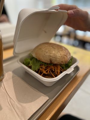 Barbecue   at Season Square in Paris