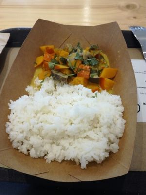 curry vert de potimarron at Season Square in Paris