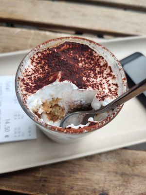 Tiramisu at Season Square in Paris