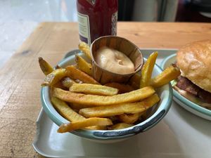 Fries with spicy mayo at Season Square in Paris
