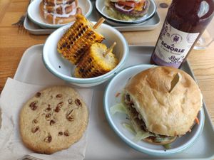 BBQ burger at Season Square in Paris