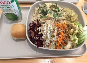 Green curry and raw vegetables  at Season Square in Paris