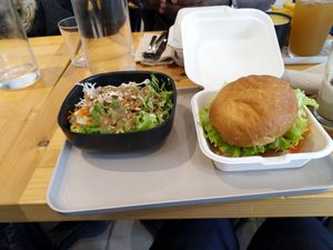 Large Petite Salate at Season Square in Paris