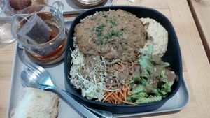 Bol satay – 11,50 € at Season Square in Paris