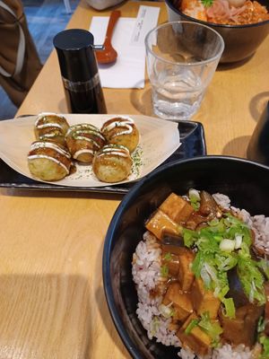 Mapo tofu and vegan takoyaki at Tombo in South West London
