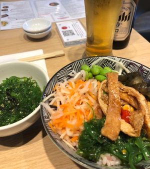 Goma Wakame salad, small Okinawa green poke, Asahi zero   at Tombo in South West London
