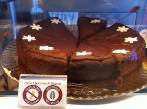 Chocolate-banana cake at Choco & Mousse in Lisbon