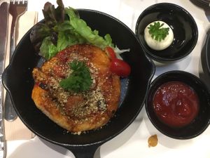 Roti Pizza with Vegan Sausage at Veganerie - Siam Paragon in Bangkok