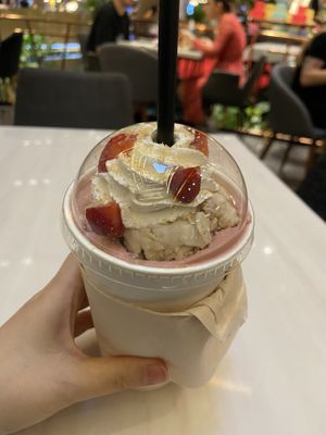 Strawberry cheesecake milkshake  at Veganerie - Siam Paragon in Bangkok