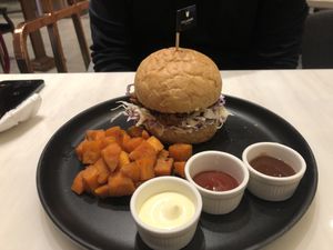 Jackfruit burguer, no fries.   at Veganerie - Siam Paragon in Bangkok