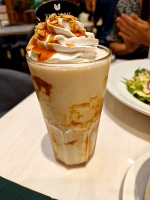 Caramel smoothie at Veganerie - Siam Paragon in Bangkok