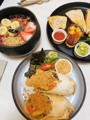 Acai bowl, satay tofu wrap and quesedilla at Veganerie - Siam Paragon in Bangkok