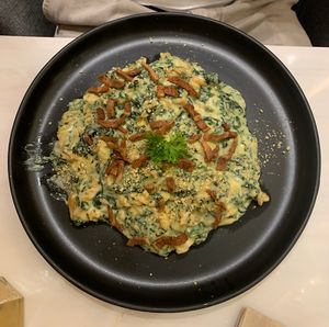 High Protein Mac&Cheese with Chickpea Pasta 👍 #Veganuary at Veganerie - Siam Paragon in Bangkok