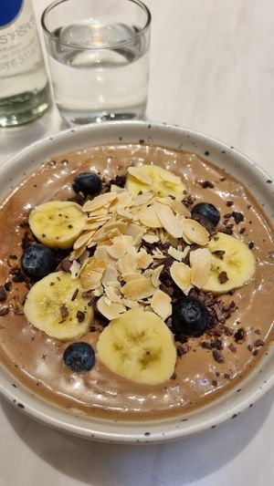 Chocolate smoothie bowl - delicious at Veganerie - Siam Paragon in Bangkok